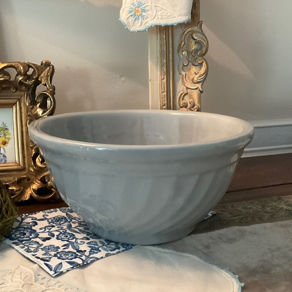 Elegant Stone Blue Ceramic Bowl - Picture 9 of 10